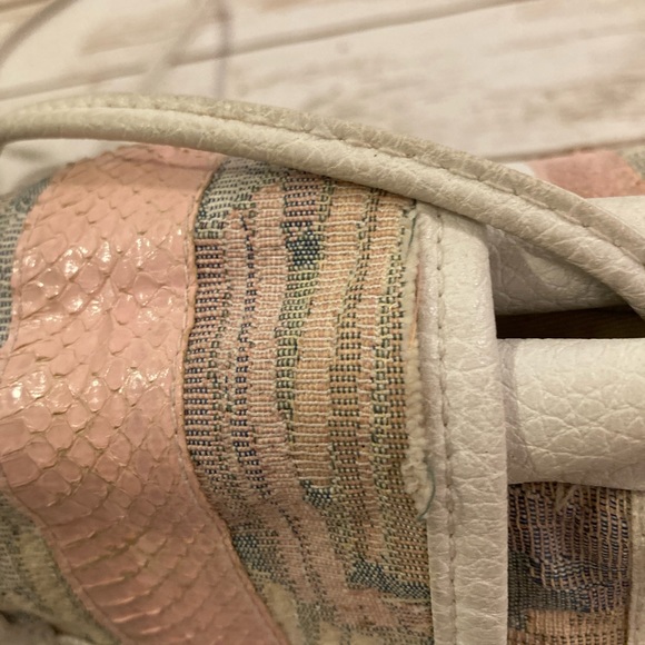 Vintage Bags By Sylvia Crossbody - Picture 9 of 16